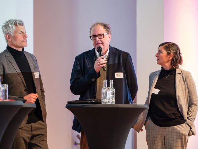 Olaf Zimmermann spricht beim Eröffnungspanel. (vergrößerte Bildansicht wird geöffnet)