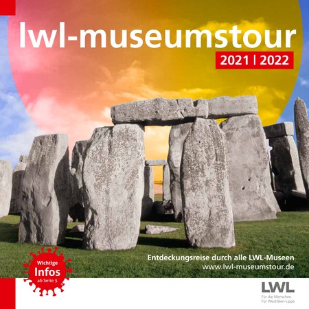 Cover der Museumstour 2021/2022 mit Abbildung von Stonehenge