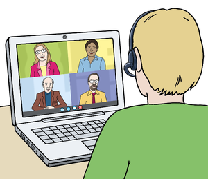 Eine Person sitzt vor dem Laptop und spricht mit anderen Personen in einer Video-Konferenz.