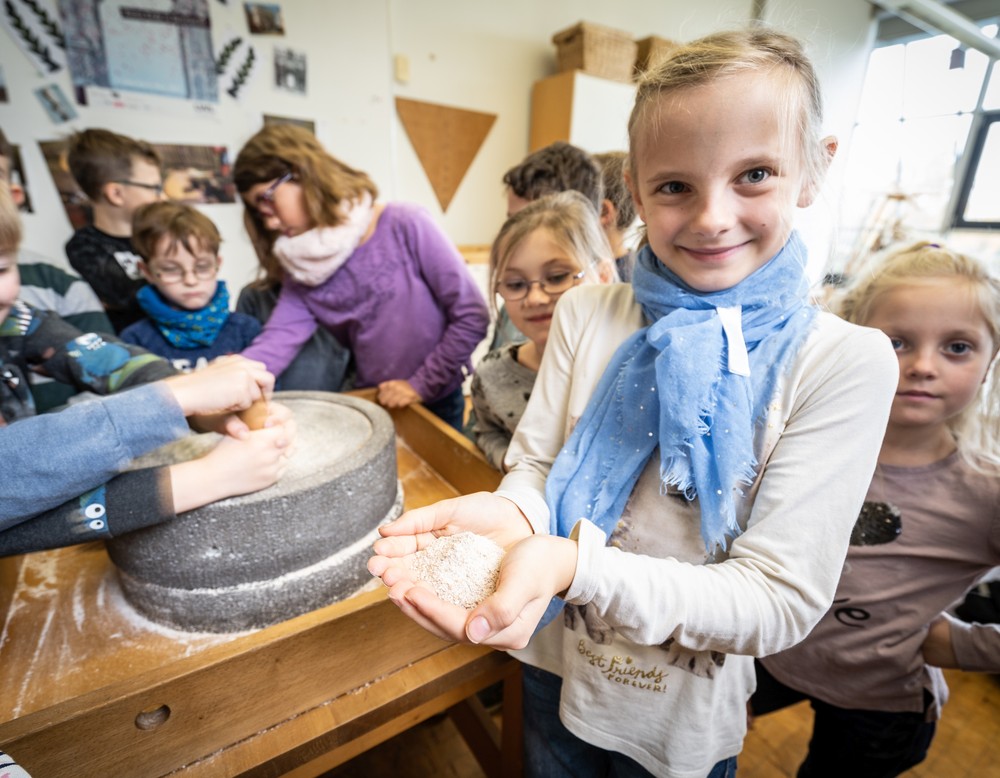 Kinder im LWL-Römermuseum