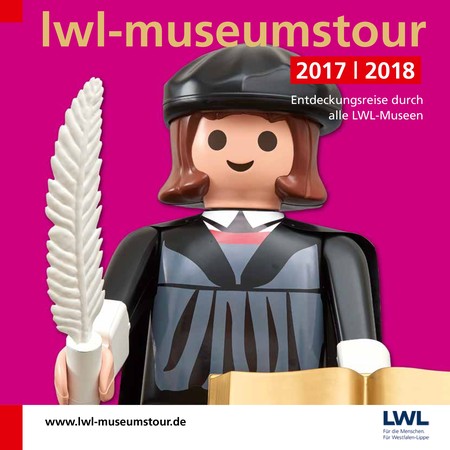 Cover der Museumstour 2017/2018 mit dem Motiv einer Playmobil-Figur
